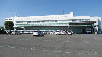 写真：群馬物流センター外観