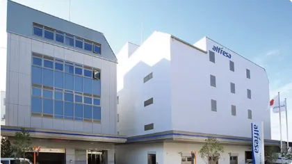 写真：文京医薬品センター外観